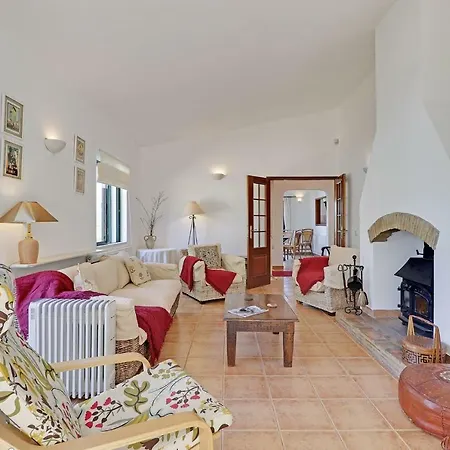 Algarve Country With Pool By Homing Vila